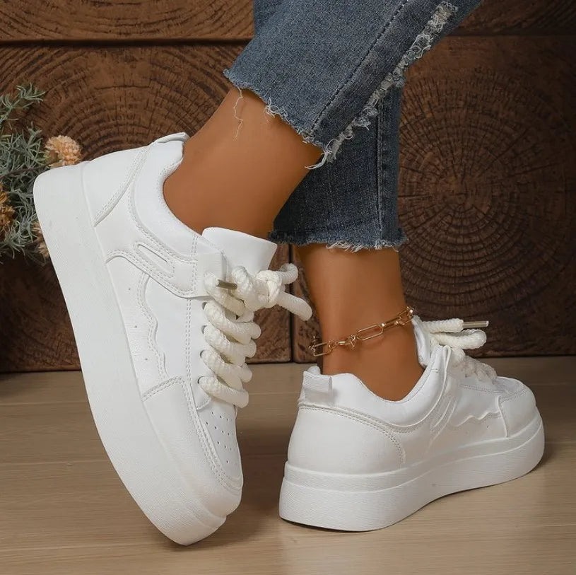 Thick-Soled Sneakers for Women 2025 Fall New Fashion Versatile Heightening Bread Shoes Casual Platform Women's Vulcanize Shoes