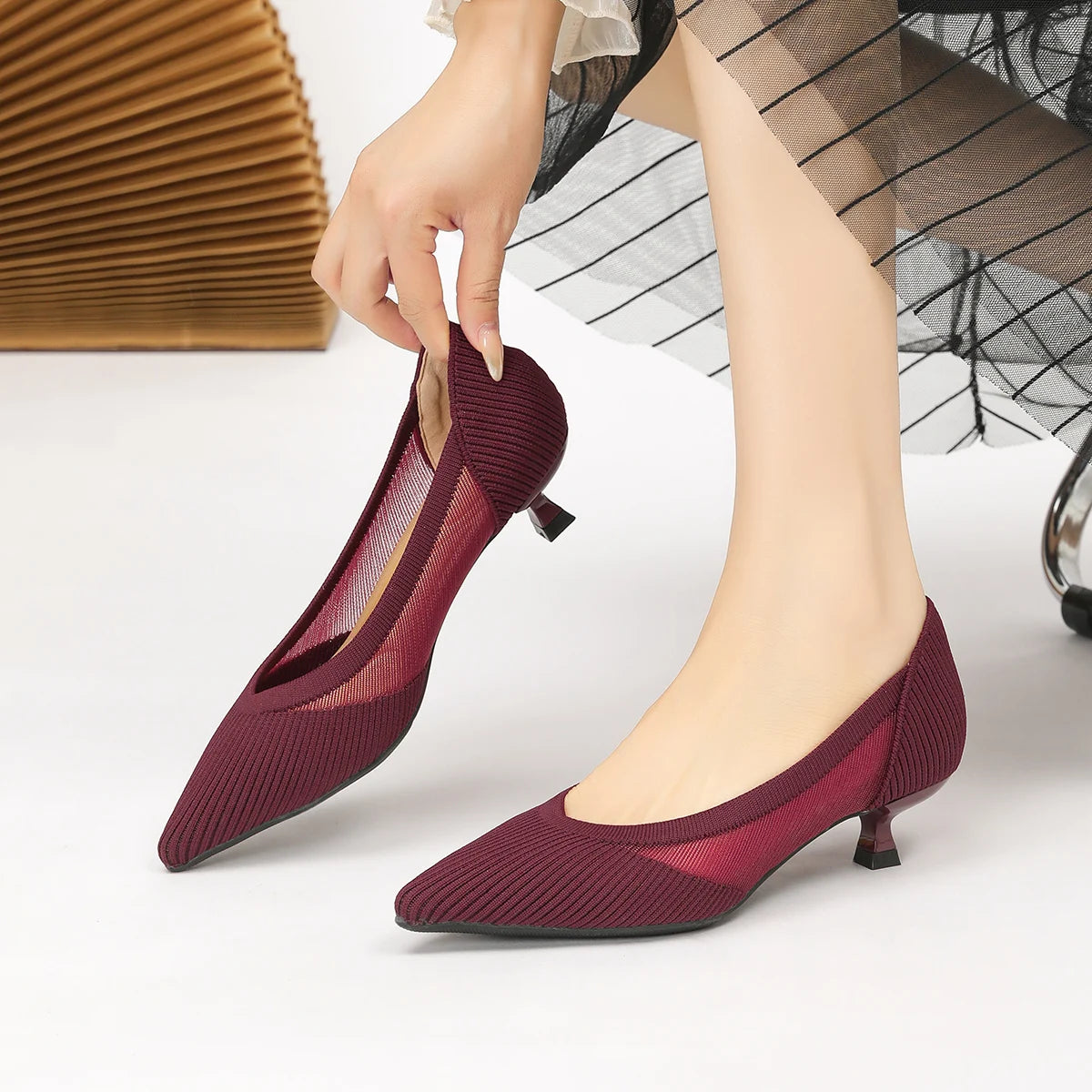 Women's High Heels 2025 New Knitted Breathable Mesh Fine Fashion Comfortable Lightweight Shoes Spring and Autumn