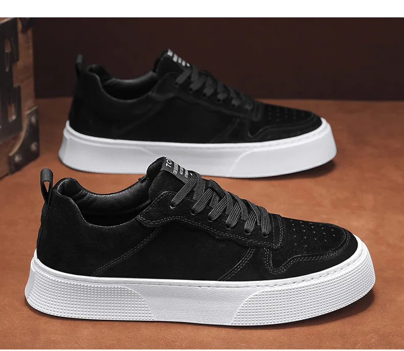 Board Shoes for Men Trendy Flat Shoes Lightweight Comfortable Sports Men Shoes Soft Outdoor Walking Shoe Zapatos Para Hombres