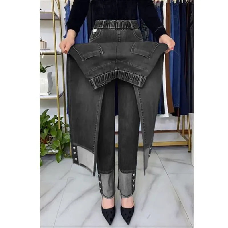 Plus Size Middle Aged Womens Jeans Elastic Waist High Waist Loose Denim Pants