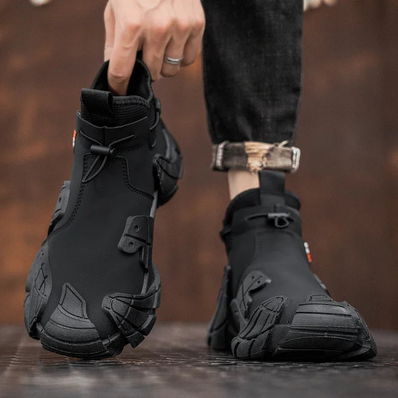 Men's Outdoor Short Boot Thick Soled High Top Casual Shoes Fashionable Trendy Shoes Male Sports Shoe Autumn Bare Boots 2024 New