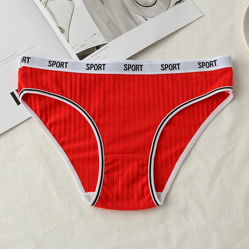 Fashion Letter Women's Underwear Breathable Cotton Triangle Pants Mid Waist Sexy Comfortable Lingerie Bright Cute Girl Briefs