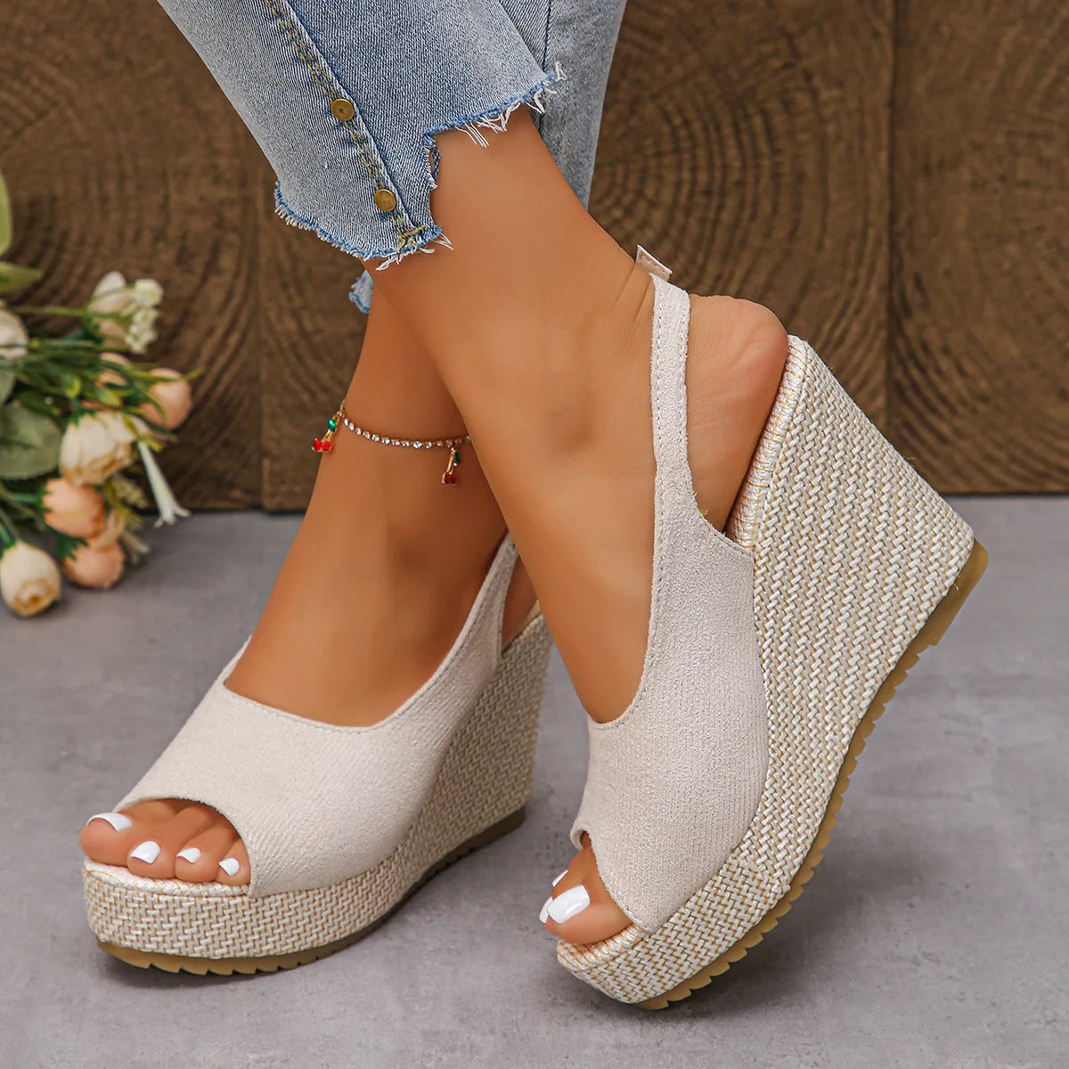 Summer new fashionable height-increasing and wear-resistant fish-mouth sandals and thick-soled Roman sandals