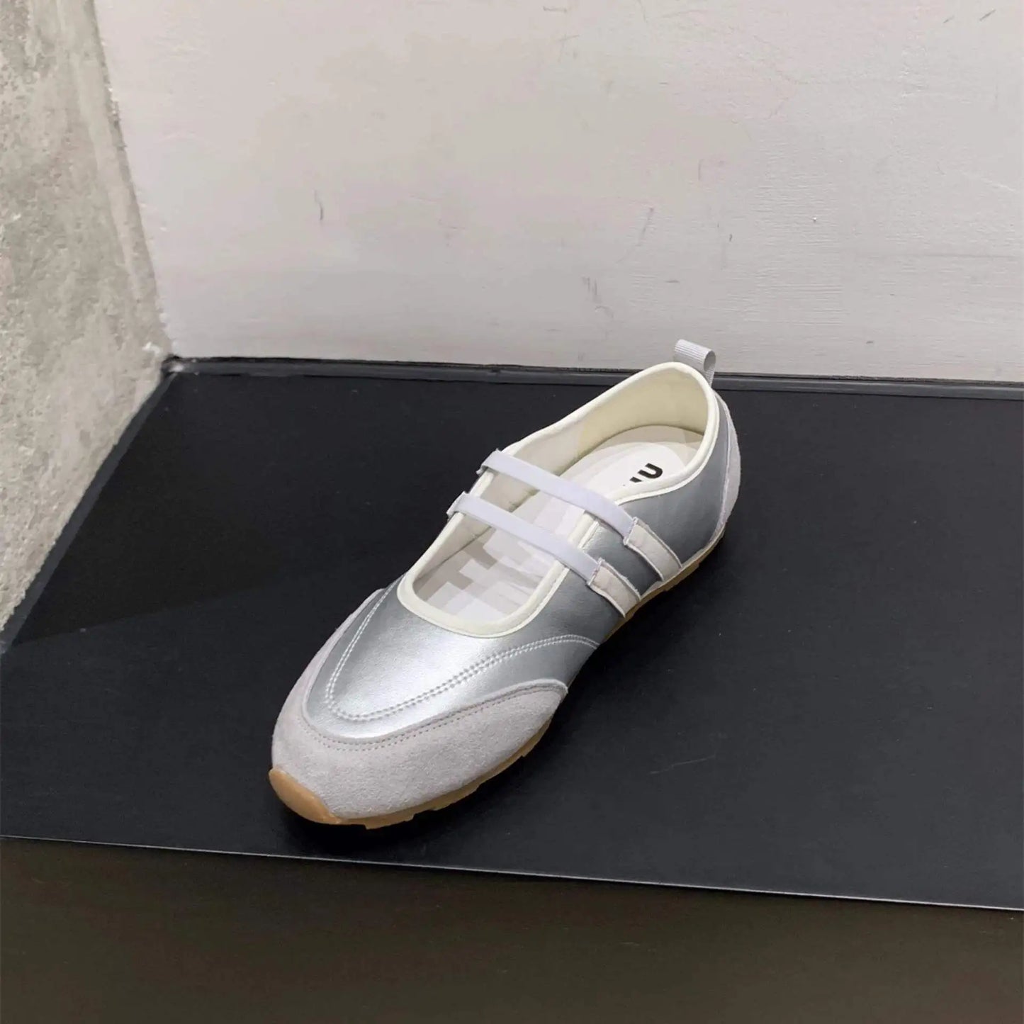 Flat Bottomed Retro Ballet Shoes for Women 2026 New Sports and Casual Shallow Mouth Vulcanized Shoes