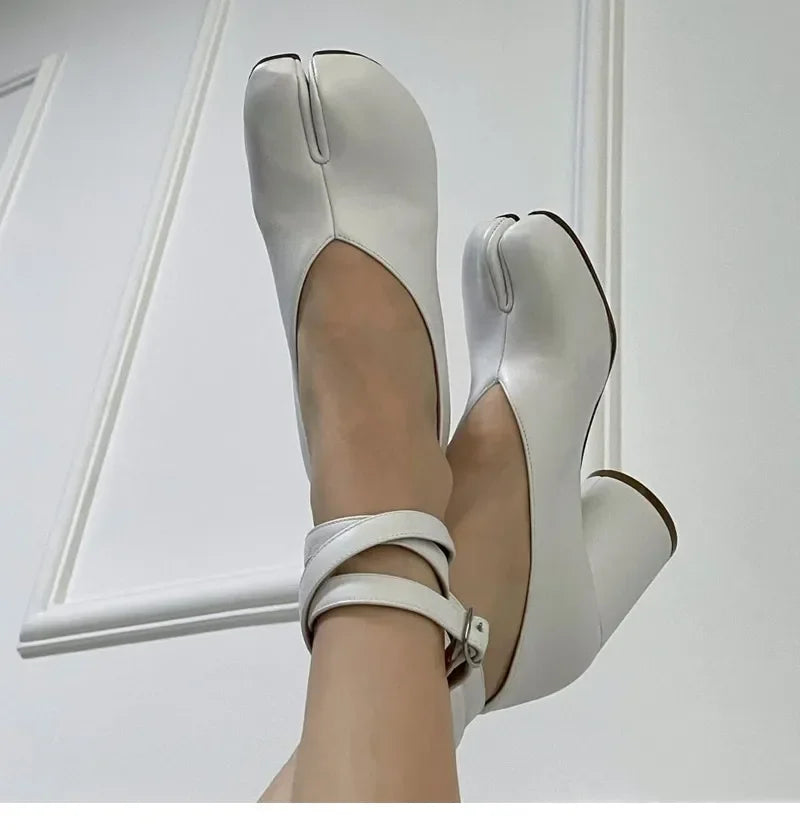 Vintage Spring Fashion Slipt Toe Tabi Women Pumps Chunky Round Heeled Ankle Strap High Heels Patent Leather Party Shoes