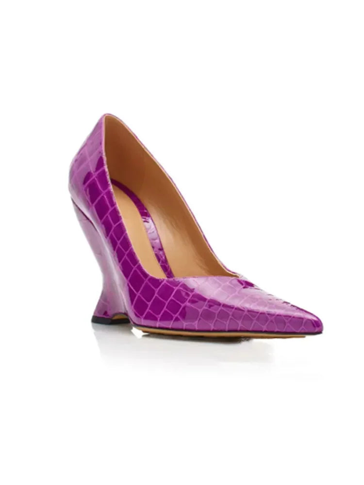 Summer 2024 New High Heels Thick Sole Thick Heel Lacquer Leather Shallow Mouth Pointed Fashion Sexy Women's Oversized Shoes
