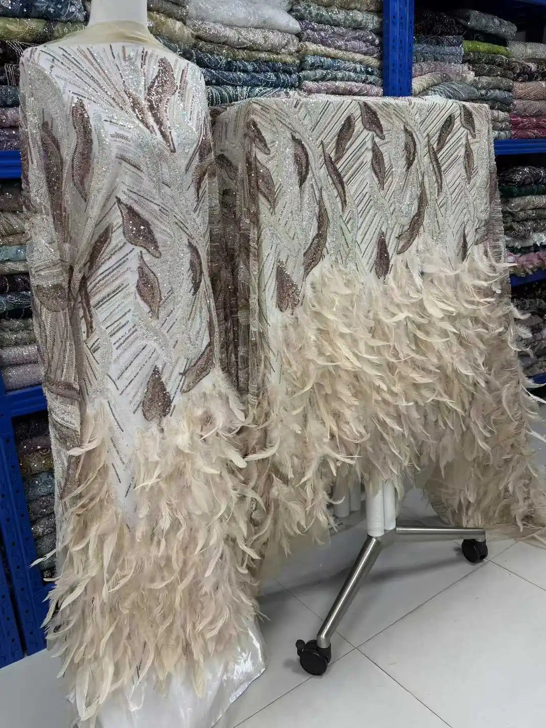 Haute Luxury Handmade 3D Feather Applique Design Fashion African Beaded Net Lace French Fabric Net Lace Evening Dress CC1809
