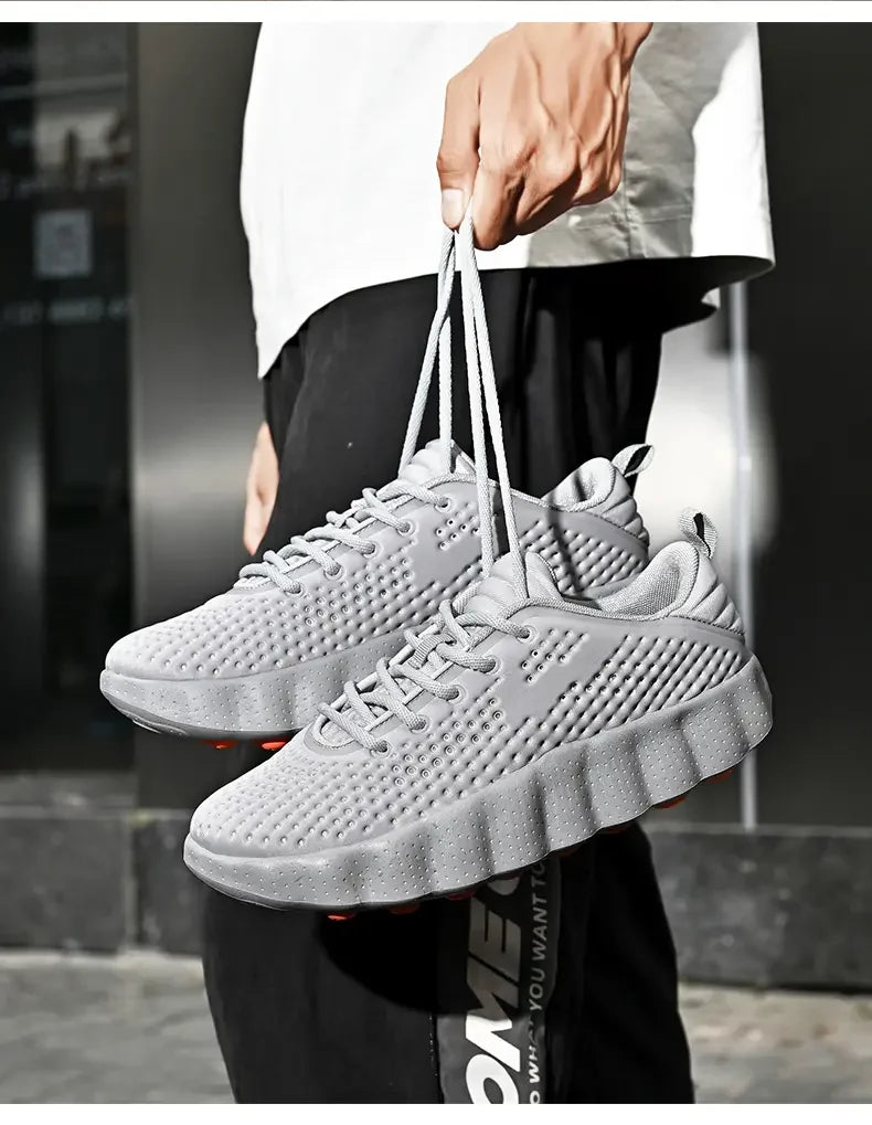 2026 Men's summer lightweight sports shoes, fashionable solid color versatile casual lace up  men's shoes