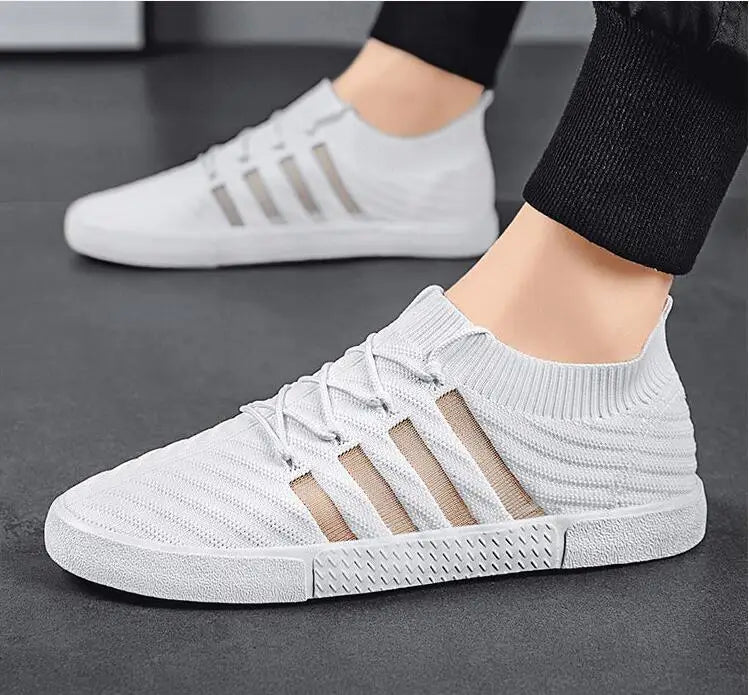 2022 New Super Light Mesh Men Running Sneakers Fashion Trend Lace-up Athletic Shoes Breathable Tenis Masculino Comfort Anti-skid