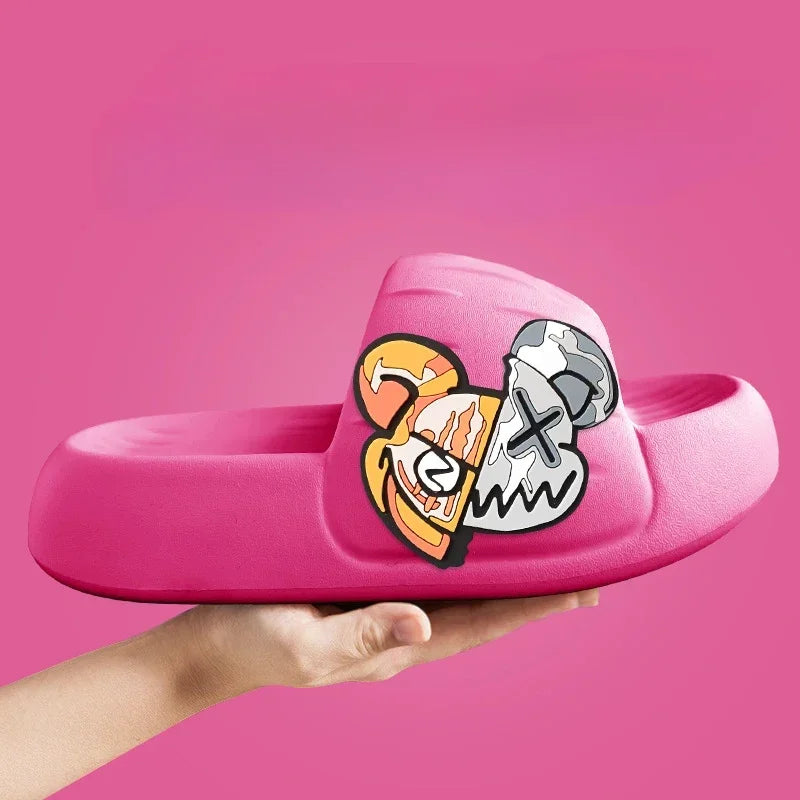 Men's Slippers Cool Bear Stickers Thick-soled Soft Women's Sandals Bathroom Beach Indoor Outdoor Men's Slippers Non-slip2024