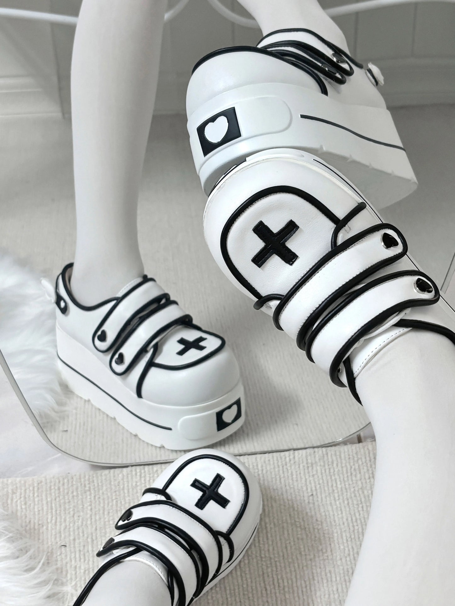 Original Japanese Cute Cross Print Thick-soled Muffin Shoes Subculture Sweet Cool Girl Round Head Pu Leather High Heels Women