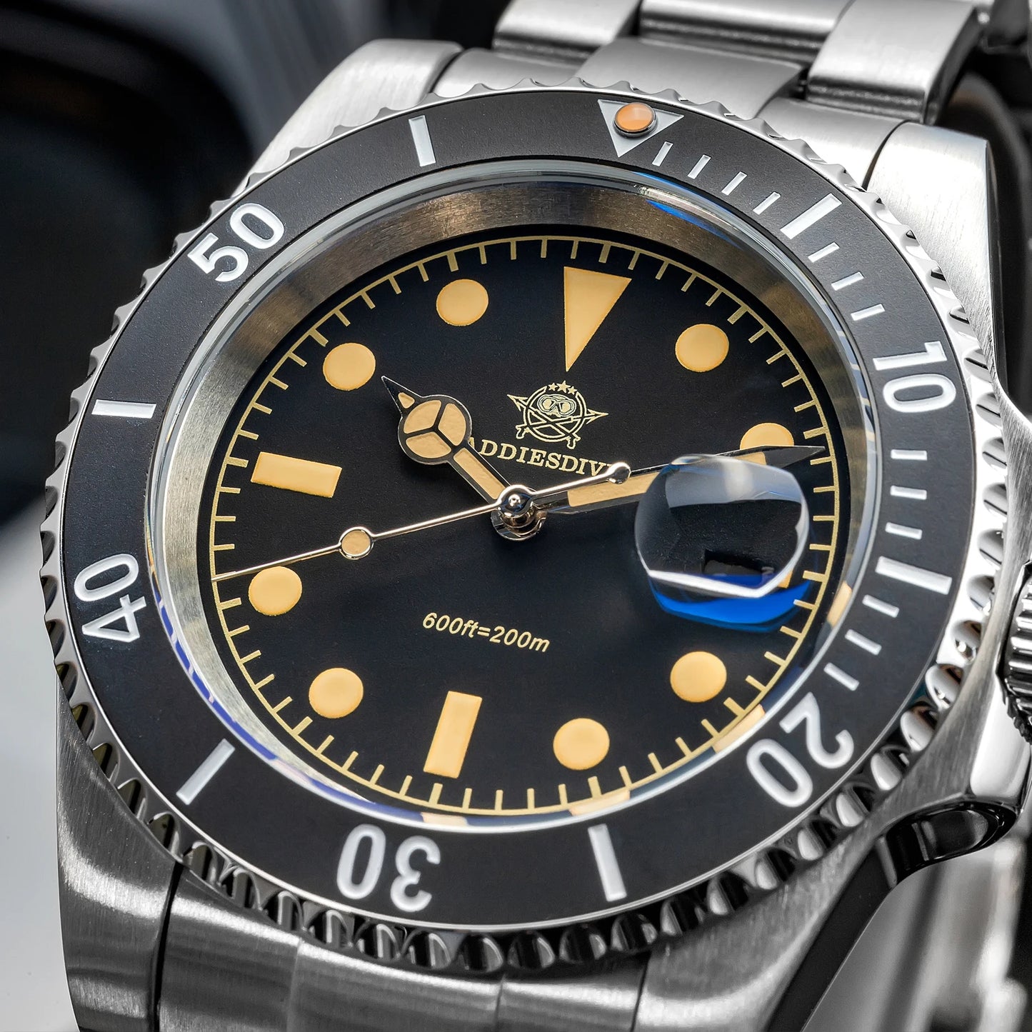 ADDIESDIVE Luxury Quartz Watch For Men Stainless Steel 20Bar Waterproof Dive Super Luminous AD2054 Fashion Watches Reloj Hombre