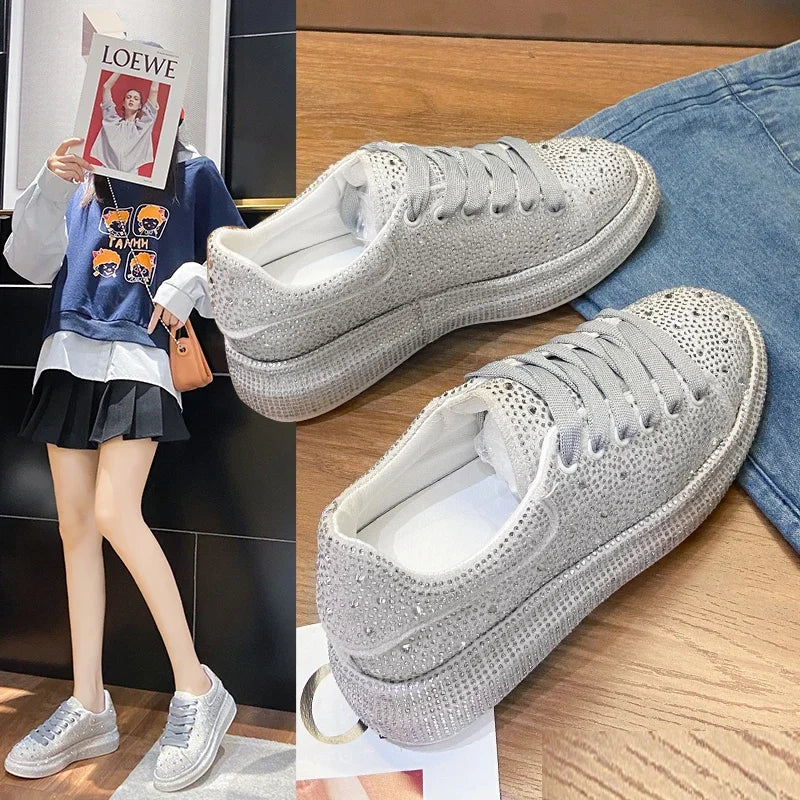 NEW Brand Women Fashion Casual Glitter Sparkling Sneakers Women Encrusted Lace Up Shoes White Sole Fashion Street Sneakers Shiny