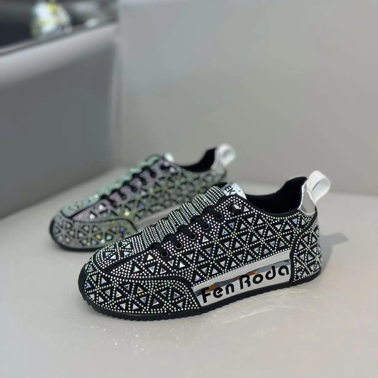 Sneakers Casual Men Designer Punk Bling Board Shoes Fashion Leather Mesh Breathable Increased Internal Flat Platform Sport Shoes