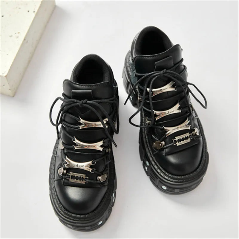 New Fashion Women Lace-Up Sneakers Round Toe Thick Bottom Metal Decoration Woman Ankle Botas Mujer Punk Party Rock Platform Shoe