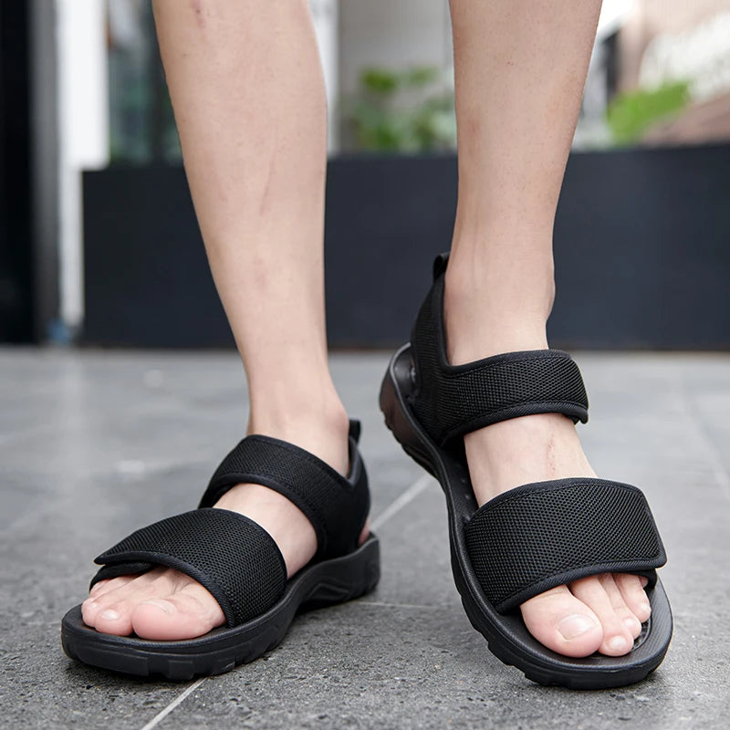Men Sandals Summer Leisure Beach Holiday Outdoor Male Retro Comfortable Casual Sandals Breathable Mesh Men Flip Flops