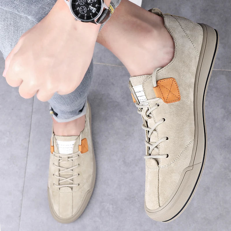 New Soft-Soled Mens Vulcanized Shoes Suede Leather Men Sneakers Fashion Lace-up Solid Shoes Rubber Flats Spring Man Casual Shoes