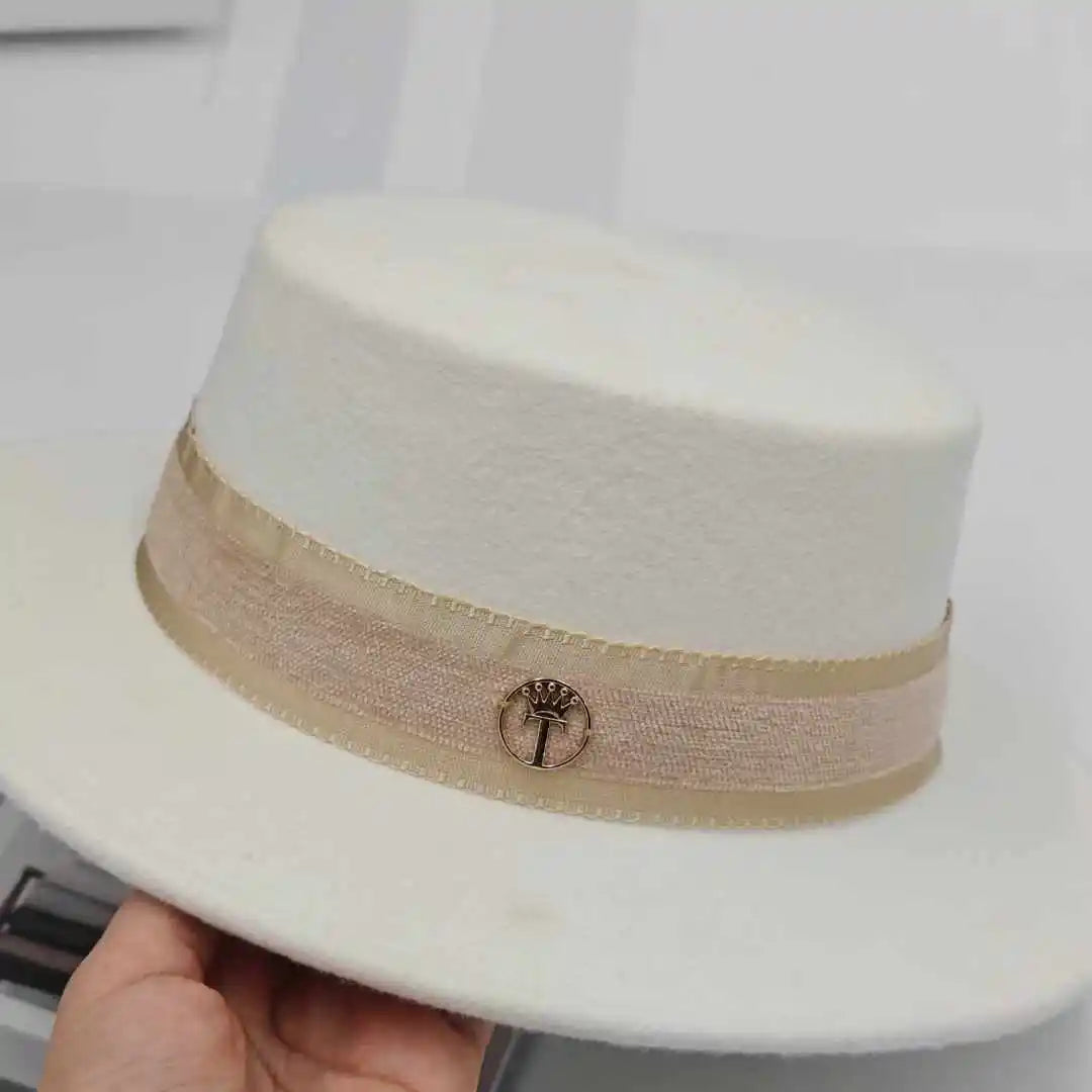 French fashion new autumn and winter all elegant vintage flat top hat women fashion wool felt hat