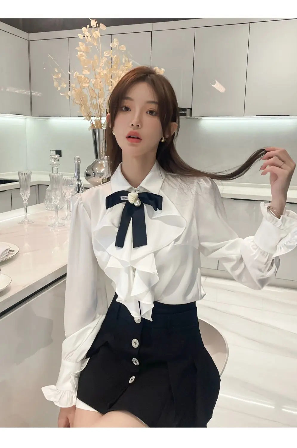 White Shirts Woman Lace Ruffles Blouses Sweet Female Peter Pan Coller Crop Long Sleeve Tops Preppy Ladies Temperament Tops Q190