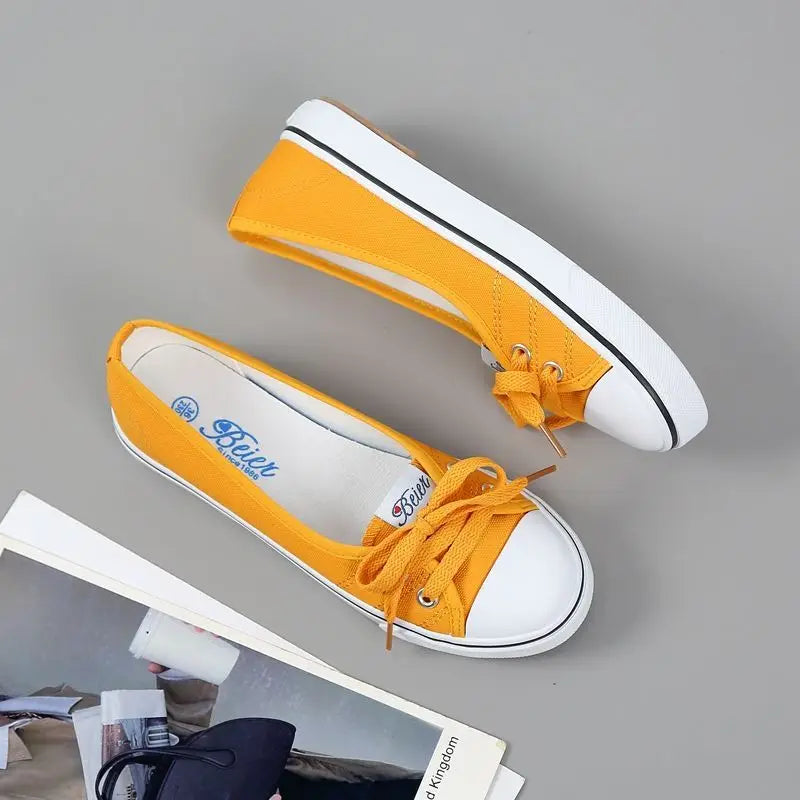 Red Women Footwear Flat Round Toe Black Canvas Ladies Shoes New Arrival 2025 Sale Cheap Vulcanized for Casual Urban 39 Walking A