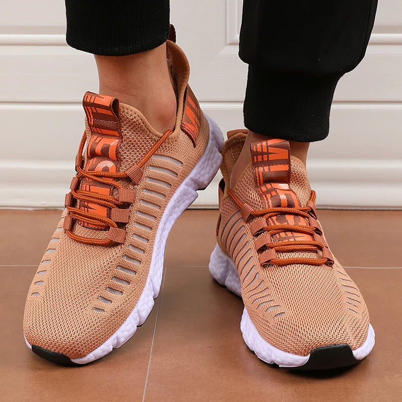 New Men's Sports Shoes with Cushioning Mesh Speculative Stage Hiking Shoes Anti Slip Comfortable Lightweight Gym Training Shoes