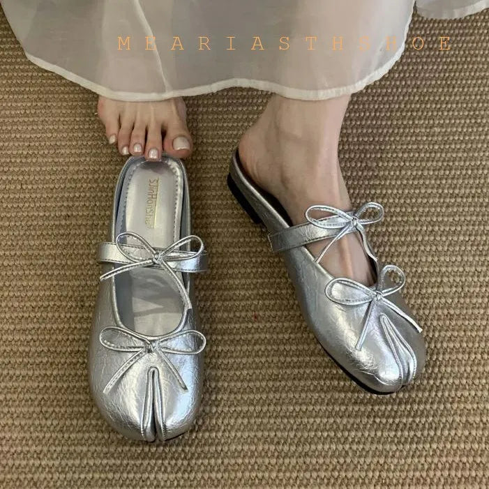 Slip-On Cylindrical Heel Tabi Pumps Bowknot Split Toe High Heels for Women Handmade Multi-Color Novelty Design Leather Shoes New