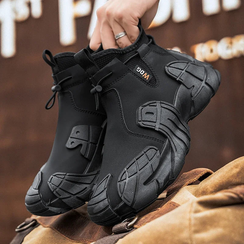 Men's Outdoor Short Boot Thick Soled High Top Casual Shoes Fashionable Trendy Shoes Male Sports Shoe Autumn Bare Boots 2024 New