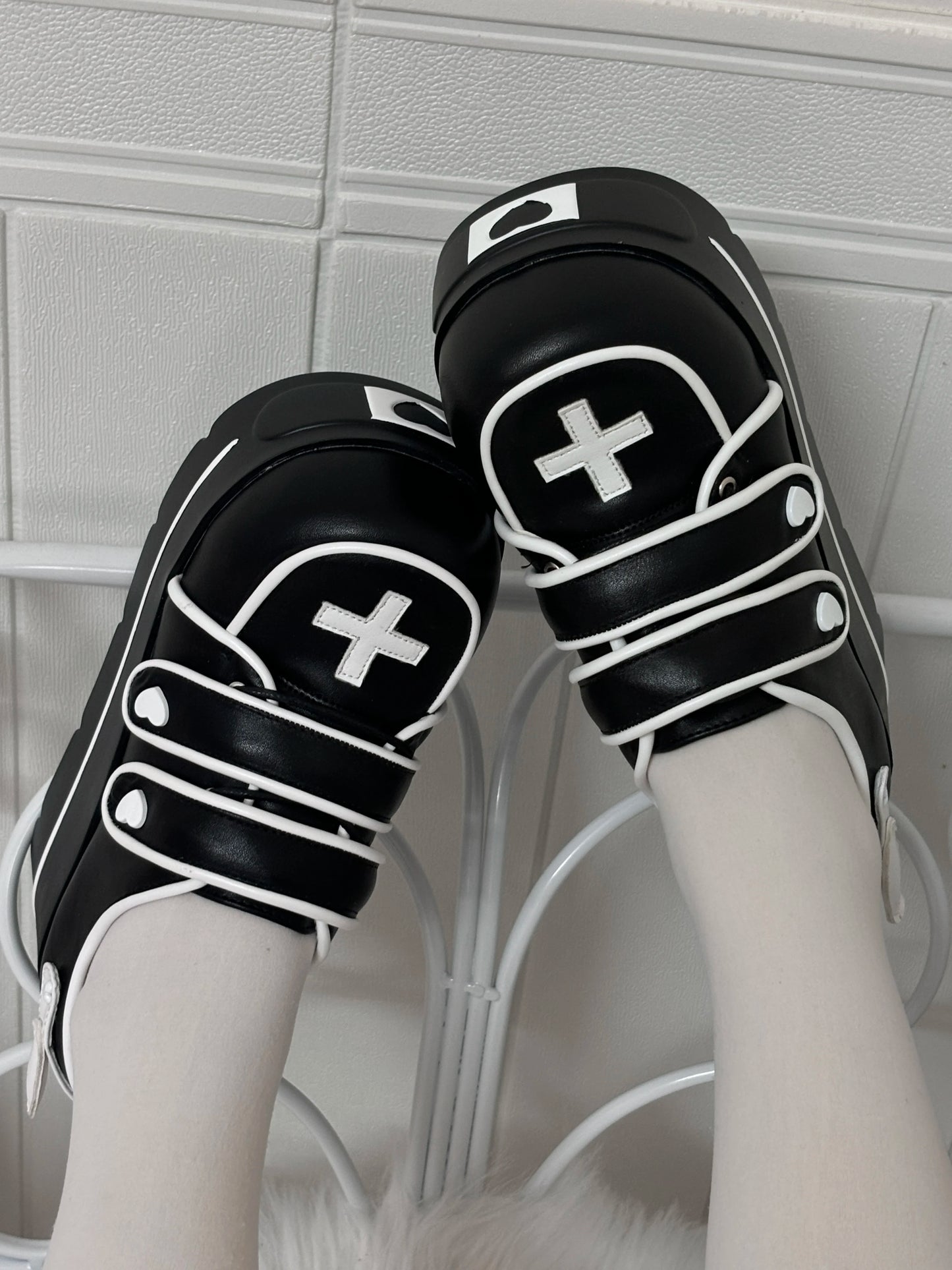 Original Japanese Cute Cross Print Thick-soled Muffin Shoes Subculture Sweet Cool Girl Round Head Pu Leather High Heels Women