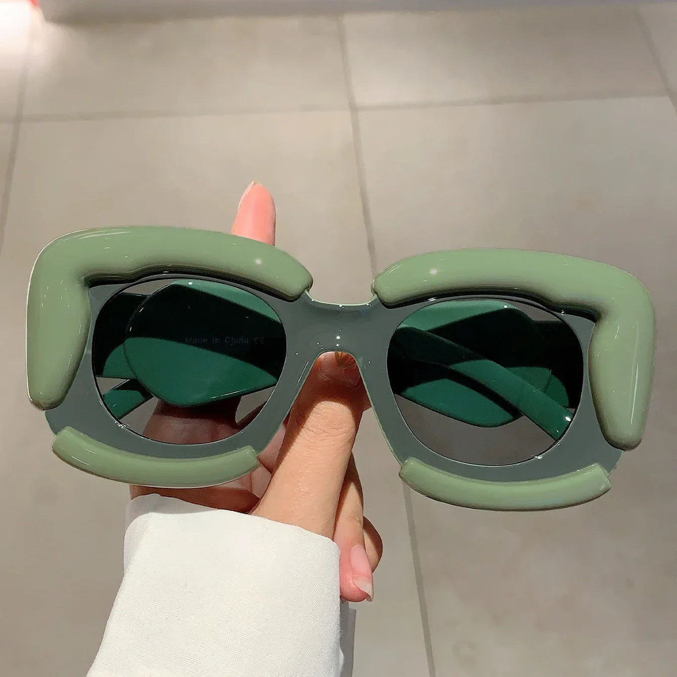 KAMMPT Square Women Sunglasses 2023 New Oversized Cloud Shape Rim Shades Ins Trendy Luxury Brand Design UV400 Protection Eyewear BAZAARHUBO