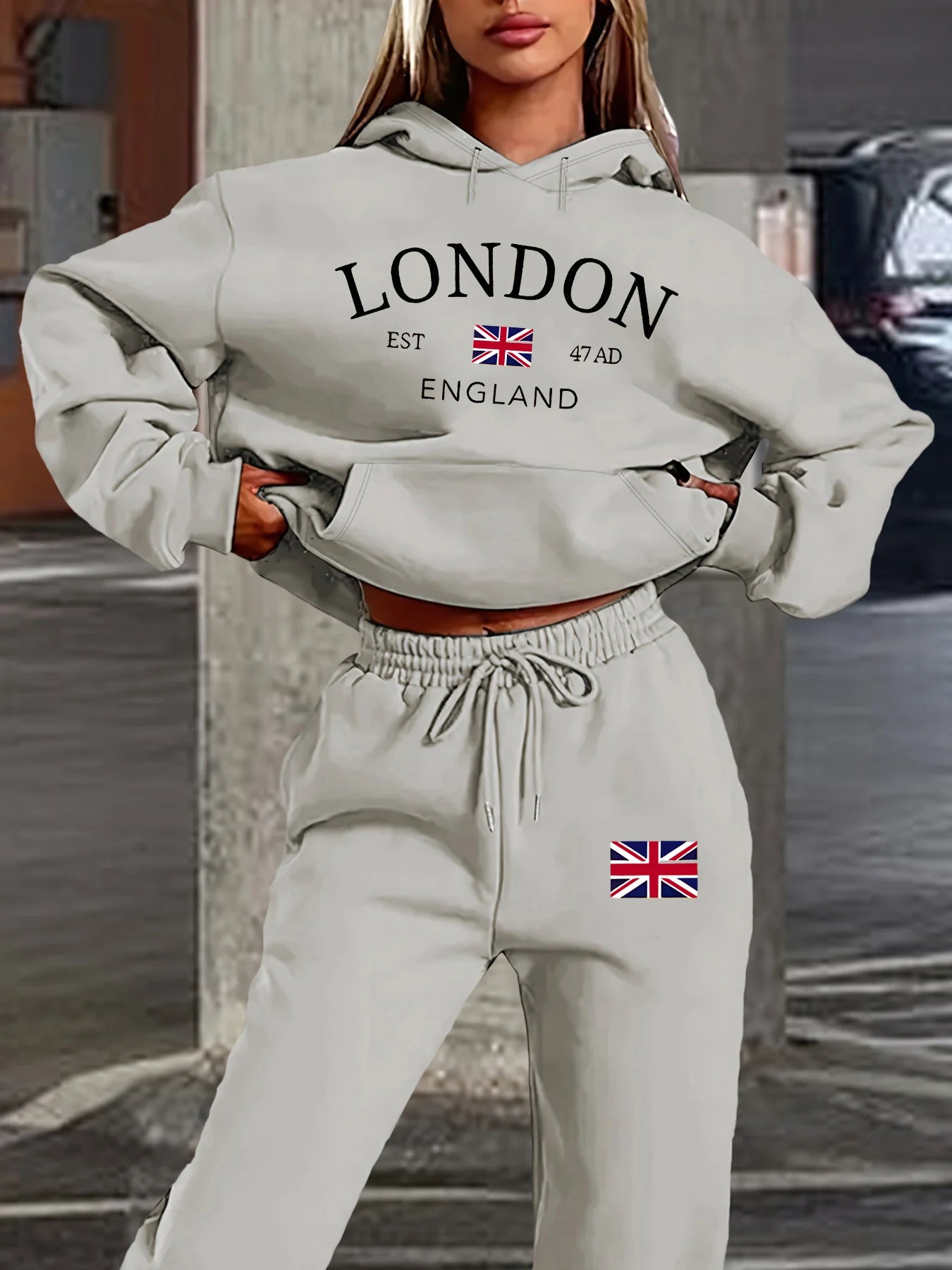 Women's autumn and winter fashion casual London England pattern print with thick fleece warm hooded sweatshirt+sports pants set BAZAARHUBO