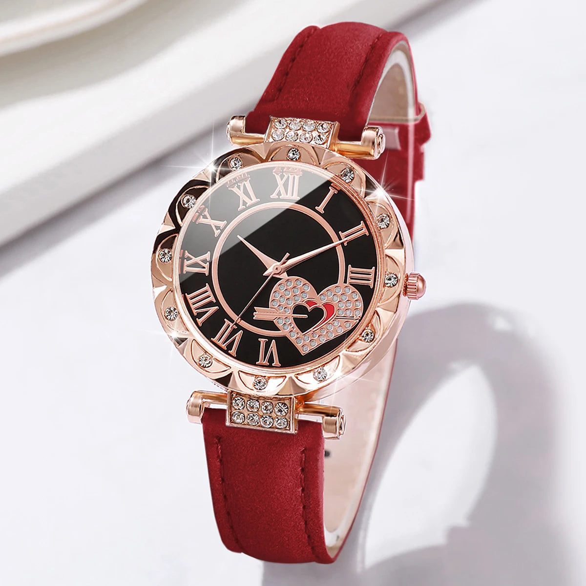 6PCS/Set Women's Watch Fashion Roma Heart Dial Leather Band Quartz Watches Leaf Bracelets Set(Without Box)