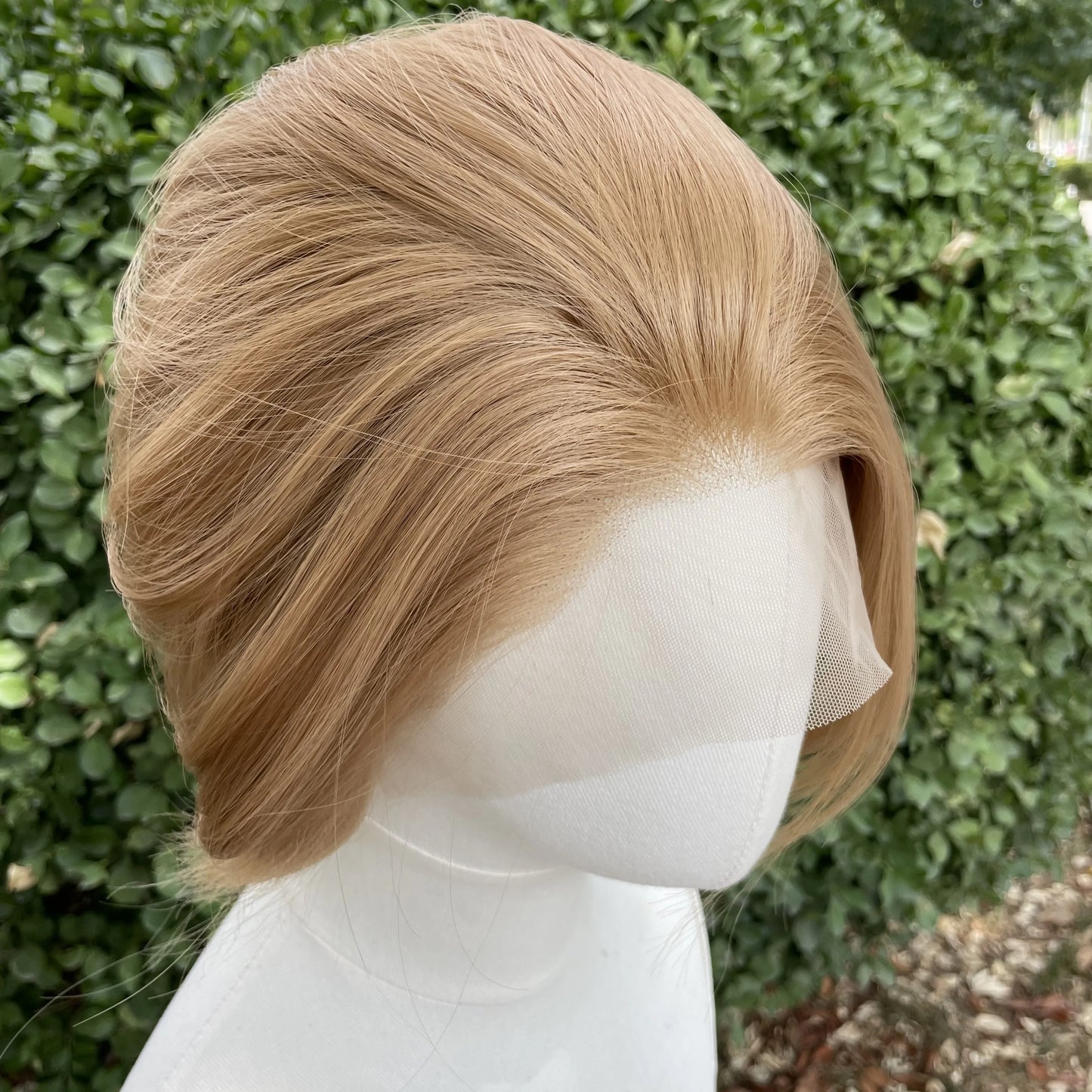 Short Bob Cut Cosplay Wigs for Men Honey Brown Women Free Part Wig Glueless 13x4 Synthetic Lace Front Wigs Natural Hairline 150%