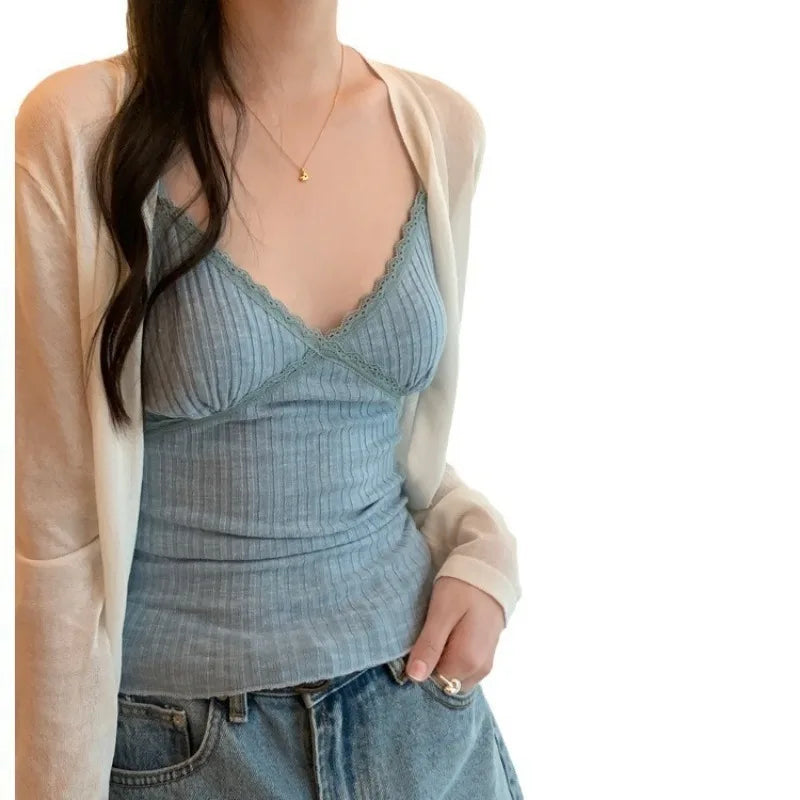 V Neck Ribbed Lace Cami Top Backless Strappy Vest with Built-in Bra Slim Fit Tank Summer Layering Undershirt Sexy Going Out Top