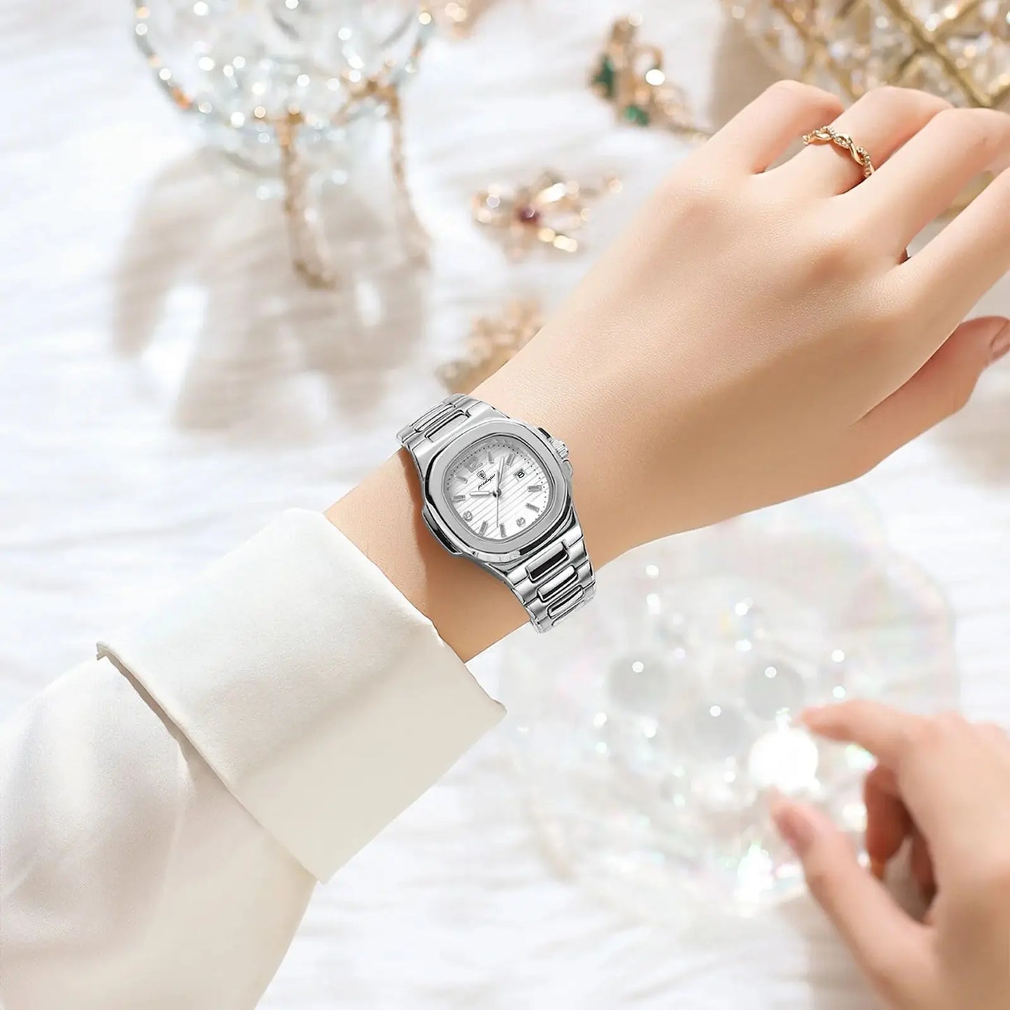 POEDAGAR Casual Fashion Ladies Wristwatch Luminous Waterproof Date Woman Watch Luxury Quartz Square Women's Watches Reloj Hombre