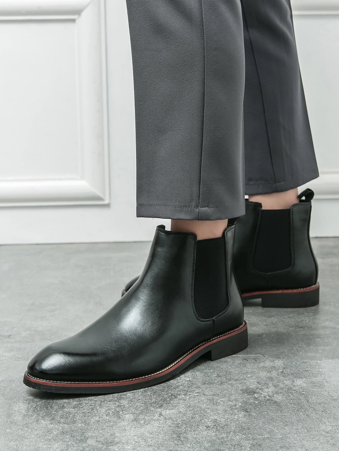 2025 Men's Fashion Chelsea Boots Classic Trendy Soft Leather Upper Non-Slip Rubber Sole Daily Casual Resistant Ankle Dress Boots
