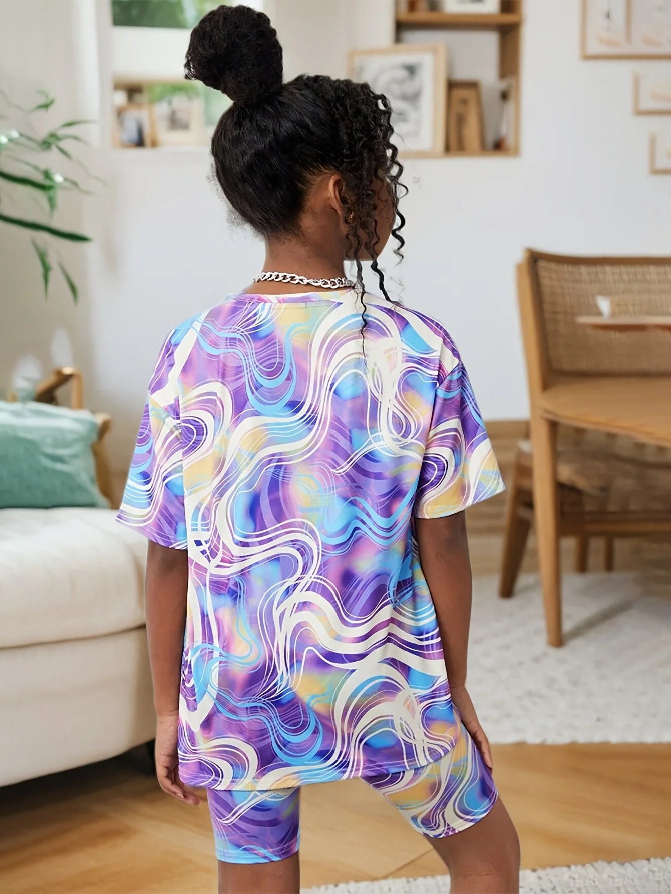 Girls' Casual Outfit Set: Short-Sleeve Top + Tight Shorts Two-Piece Set, Blue and Purple Striped Tie-Dye Print Clothing, Fashionable and Versatile, Suitable for Children Aged 4-11, for Home and Outdoor Wear