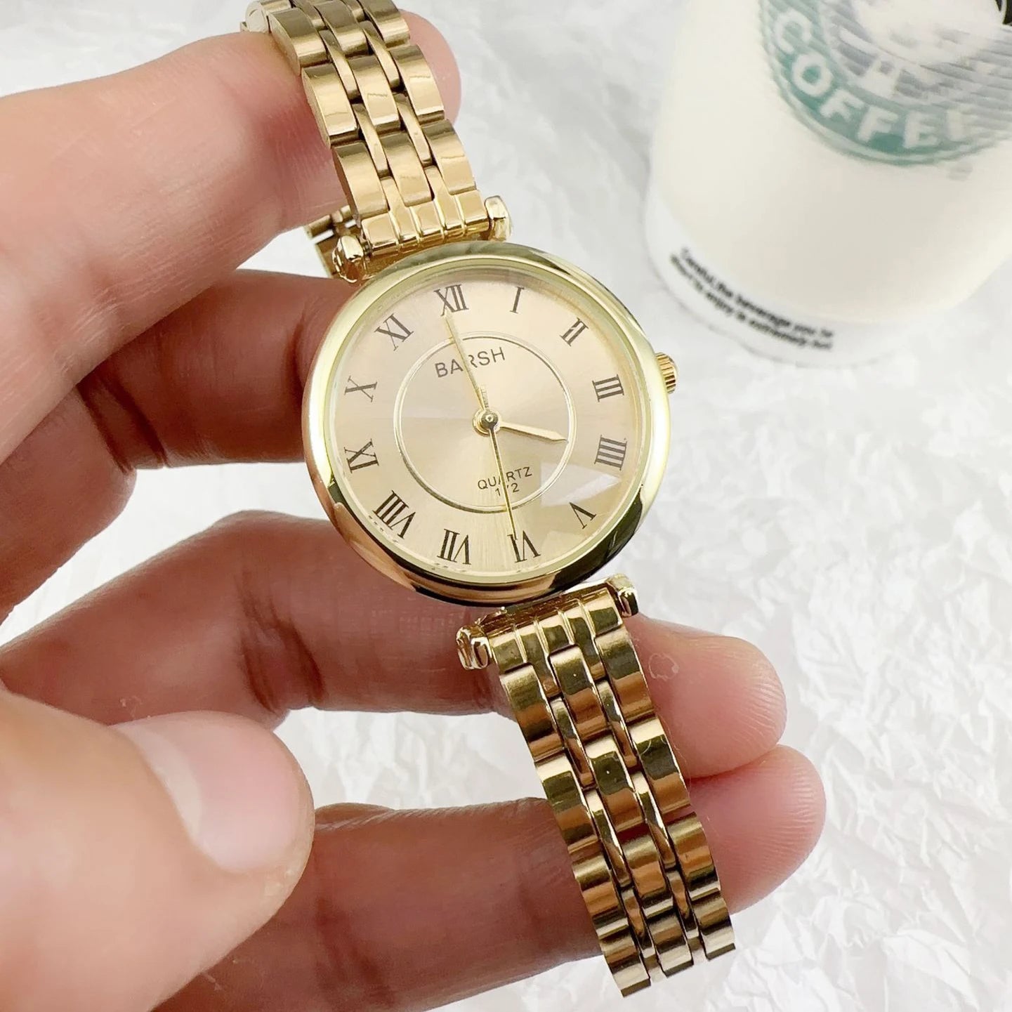 UTHAI New Women's Watch Steel Strap Exquisite Ladies' Watches Simple Thin Compact Fashion Wrist Watch Clock