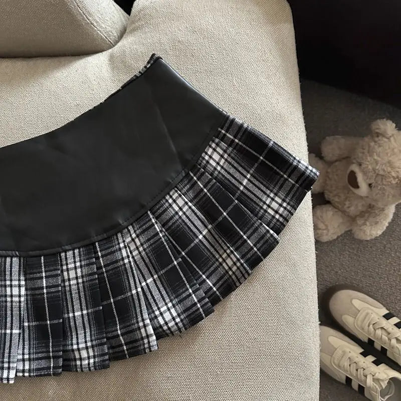 Spring Summer Korean Fashion Sexy Woman Skirt Y2k Aesthetic American Retro Mini Skirt PU Gothic Dark Style Skirts Woman Clothes