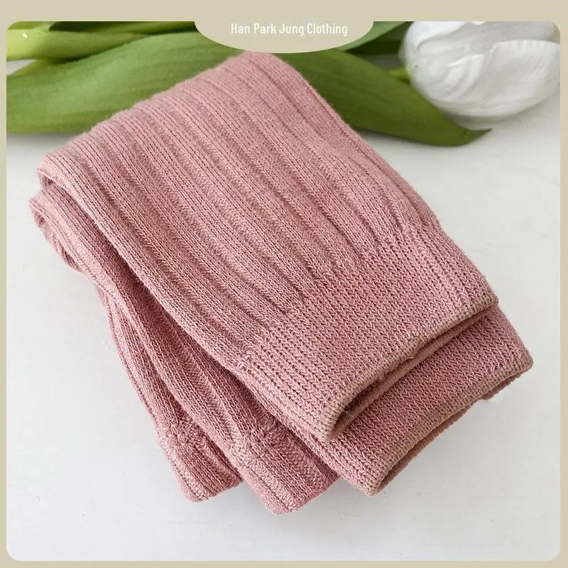 Kids' Korean Style Casual Nine Point Leggings for Spring & Autumn. Elastic and Comfortable Baby Girls' Pantyhose.