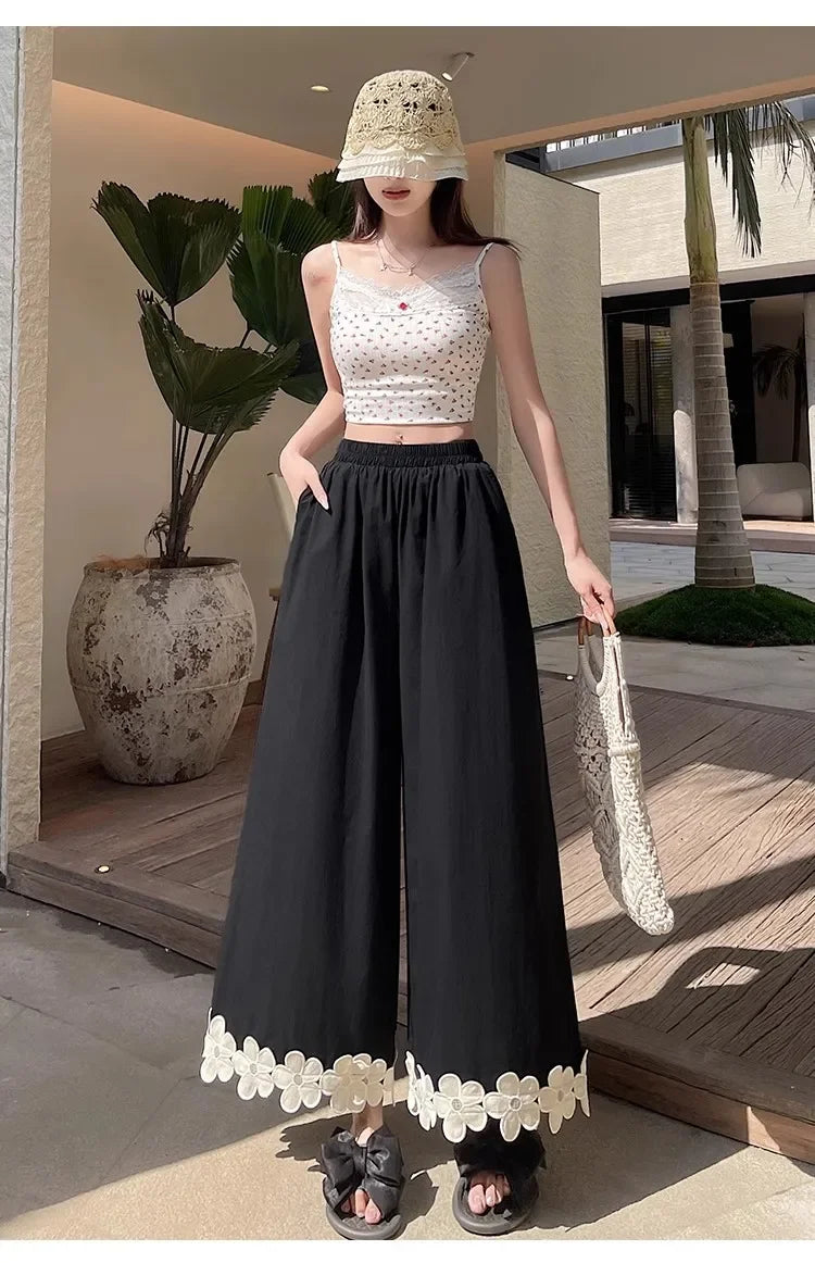 Spring and summer best-selling styles: leisure, fresh, country style, cute, versatile, floral high-waisted nine-tenths pants