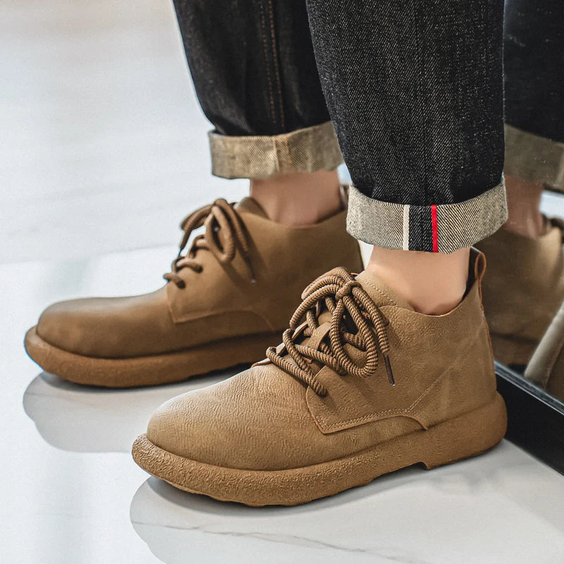 Outdoor Leather Men Casual Shoes British Style High Quality Ankle Boots High Top Man Work Boots Comfortable Walking Sneakers