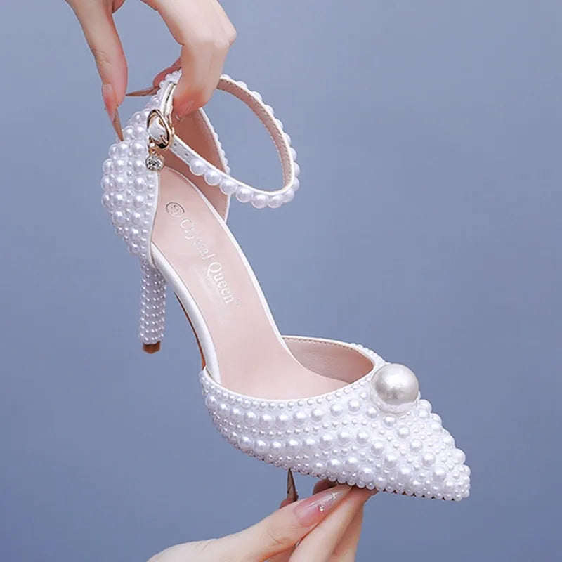 2025 New Large Pointed Womens Sandals Slim Heels Wedding Dress Beige Pearl Wedding Shoes Sandals Bridal High Heels Wedding Shoes