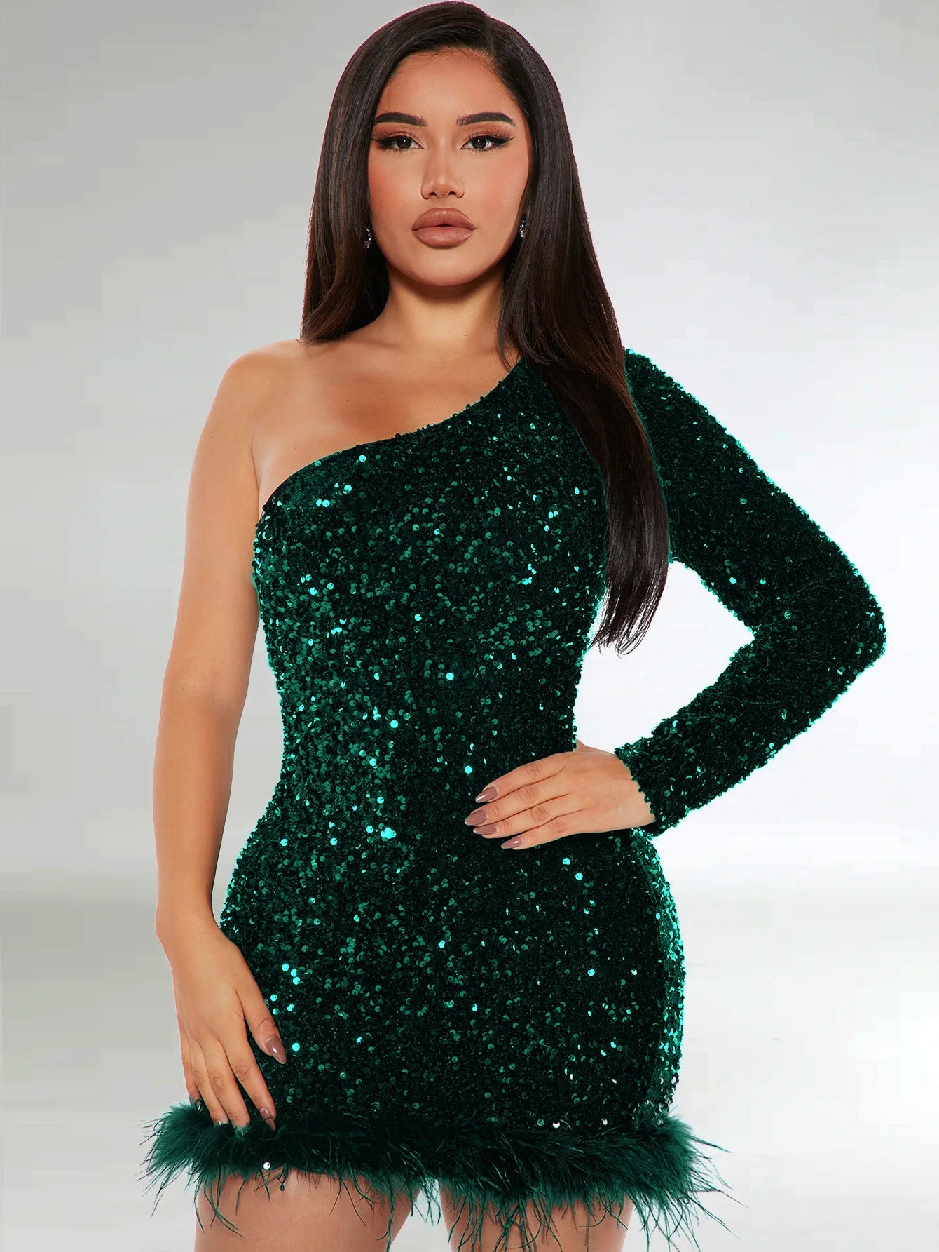 Sexy and Elegant Women's Party Dress Long Sleeved Diagonal Shoulder Off Shoulder Sparkling Edge Sequin Tight Women's Prom Dress