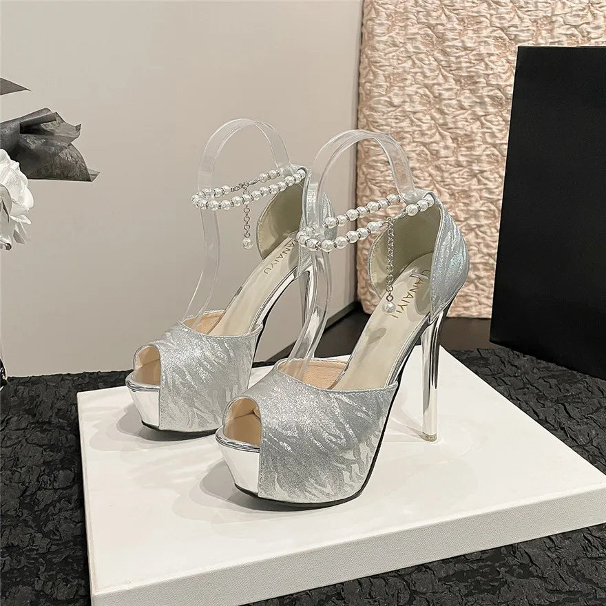 Peep Toe Fashion Rivet Buckle Women Sandals Summer Black Pink Platform Patent Leather High Heels Hollow Party Ladies Bride Shoes
