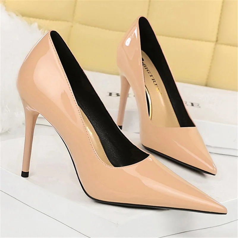 2023 Women Sexy 10cm High Heels Burgundy Nude Pumps Lady Stripper Stiletto Heels Glossy Leather Wedding Bridal Quality Red Shoes