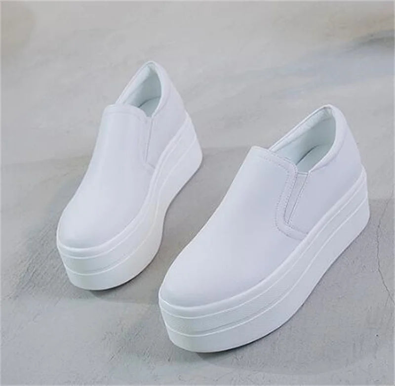 ZXRYXGS 2026 New Top Cowhide Platform Shoes Woman Sneaker Non-slip Comfort Winter High Heels Leather Shoes Women Casual Shoes