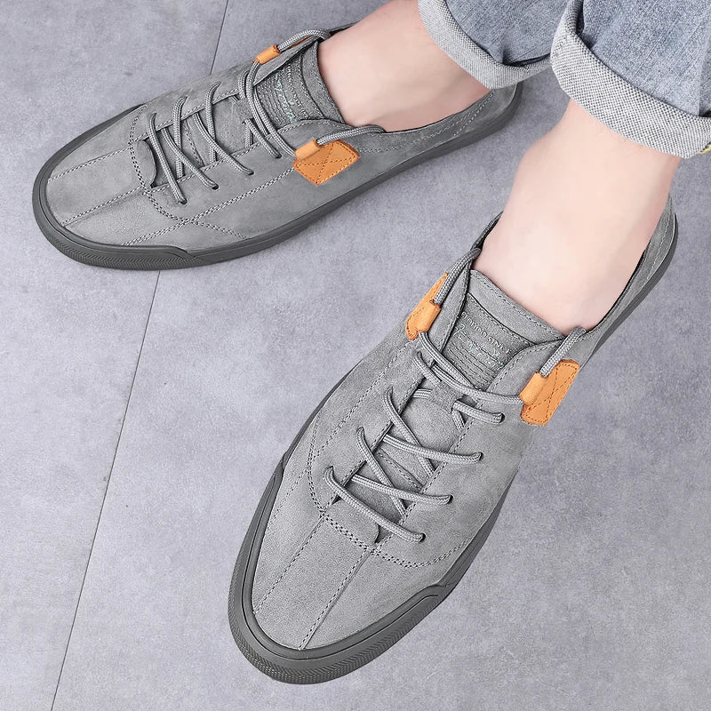New Soft-Soled Mens Vulcanized Shoes Suede Leather Men Sneakers Fashion Lace-up Solid Shoes Rubber Flats Spring Man Casual Shoes