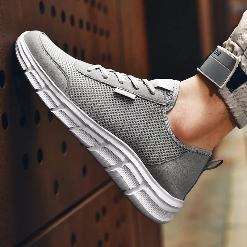MAEDEF New Sneakers Men's Breathable Mesh Lightweight Casual Walking Man Shoes Big Size 39-48 Comfortable Black Sneakers for Men