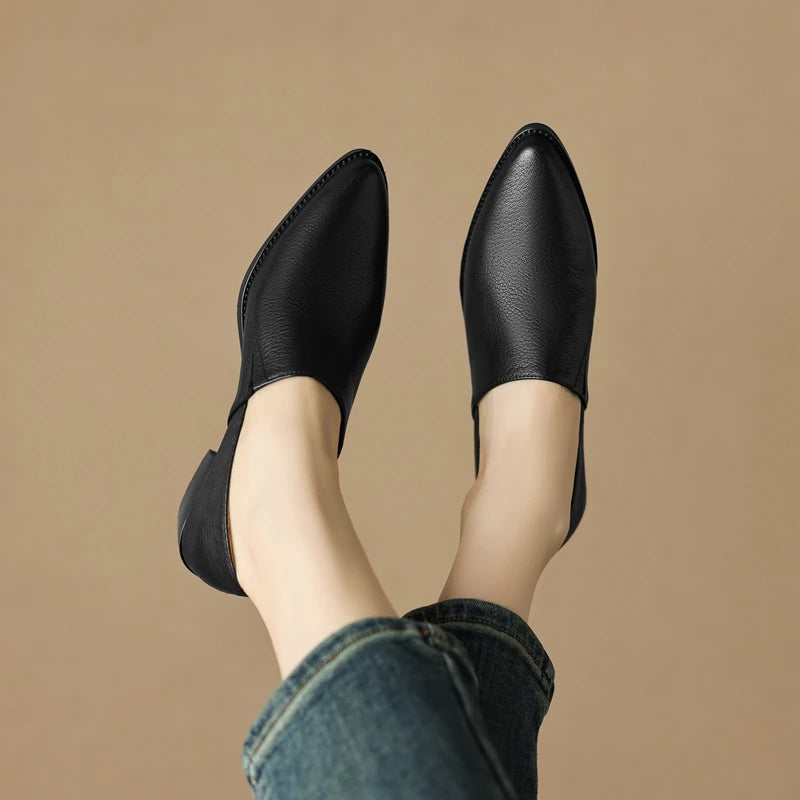 Women's New Simple and Comfortable Vintage Leather Pointed High Heels Large Lefu Shoes