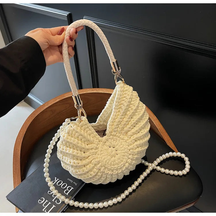 Creative Conch Shaped Crochet Women Shoulde Bags Funny Cute Pearls Chains Handmade Weave Crossbody Bag Novelty Small Handbags